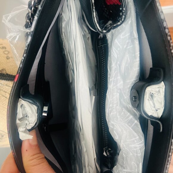 NWT INC Chained Crossbody Bag – Double Zip, Stylish Side Pocket - Picture 4 of 5